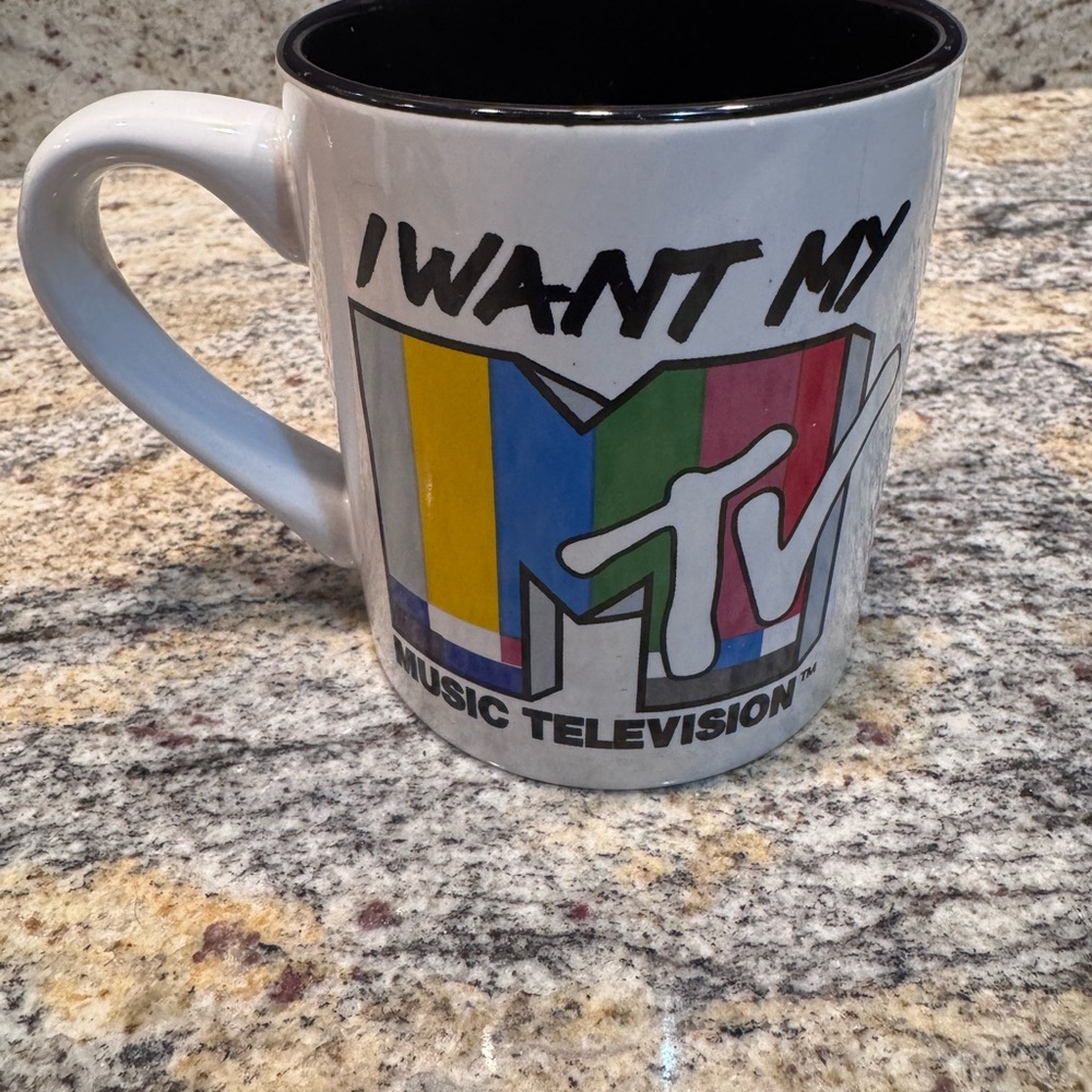 MTV Logo Ceramic Mug with Black and White Base